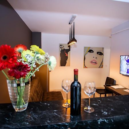 Metropolitan Iassium Luxury Suites Iasi Buitenkant foto